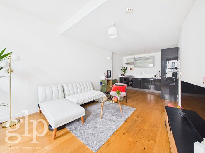 1 Bedroom Flat To Rent In Great Marlborough Street, Soho, W1F