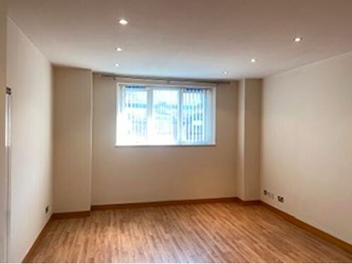 2 Bedroom Apartment To Rent In East Float Quay, Dock Road, CH41
