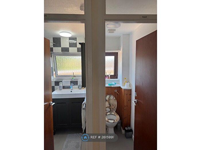 3 Bedroom Semi-Detached House To Rent In Harlow, Harlow, CM18