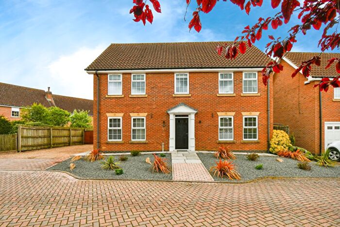 4 Bedroom Detached House For Sale In Chapel Garth, Holme-On-Spalding-Moor, YO43