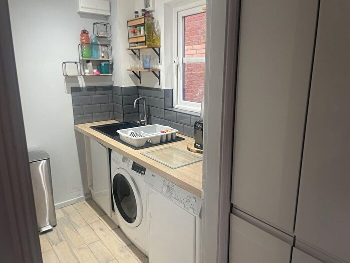 4 Bedroom Detached House For Sale In Llys Y Ddraenog, Port Talbot, SA13