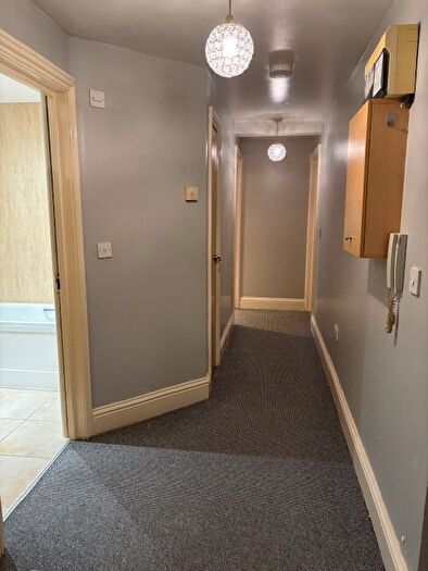 2 Bedroom Flat To Rent In Folkestone, CT20