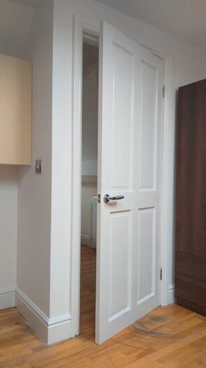 1 Bedroom Flat To Rent In High Street, Tonbridge, London TN9