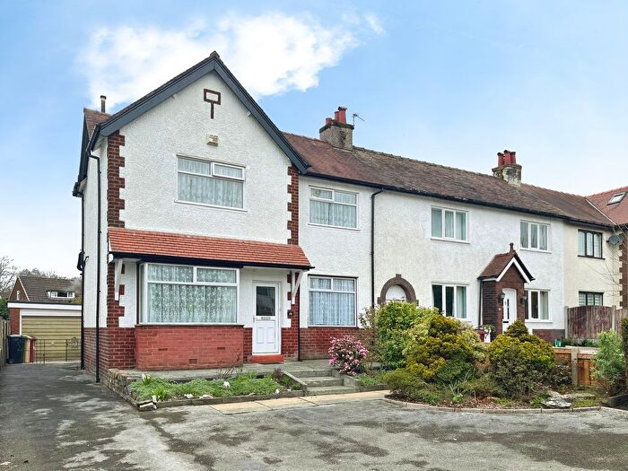 3 Bedroom Semi Detached House For Sale In Newbrook Road, Over Hulton, BL5