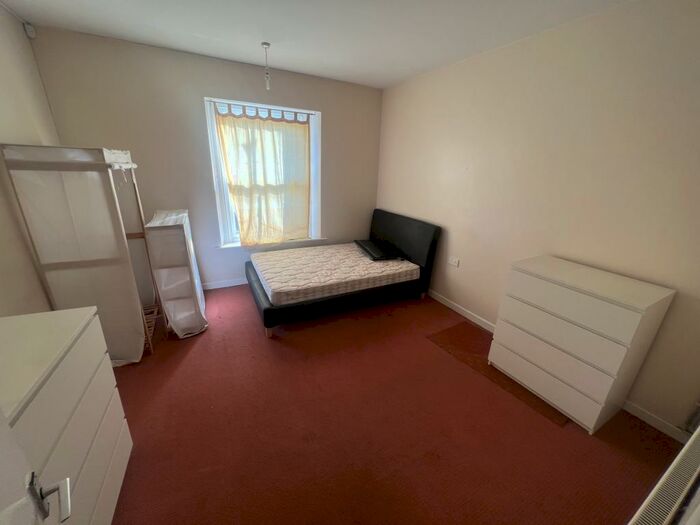 3 Bedroom Flat To Rent In Commercial Street, Maesteg, CF34