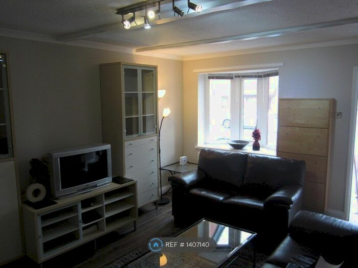 2 Bedroom Terraced House To Rent In Windmill Court, Newcastle Upon Tyne, NE2