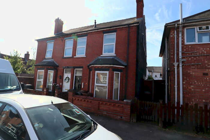 1 Bedroom House Of Multiple Occupation To Rent In Vere Street, Uphill Lincoln, Lincoln, LN1