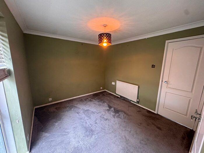 1 Bedroom Flat To Rent In Pennycroft, Pixton Way, Croydon, Surrey, CR0