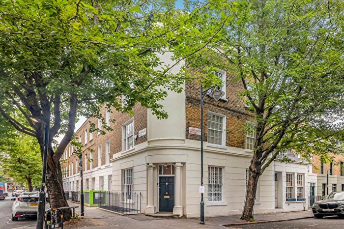 3 Bedroom House For Sale In Wharfdale Road, London, N1