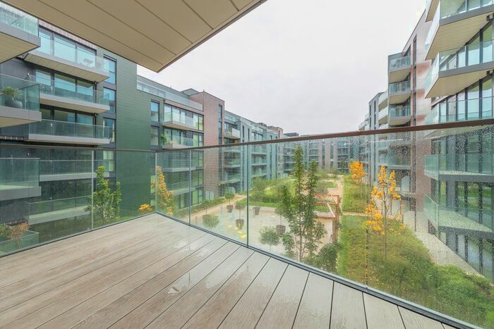 1 Bedroom Flat To Rent In Hawthorne Crescent, Greenwich, London, SE10