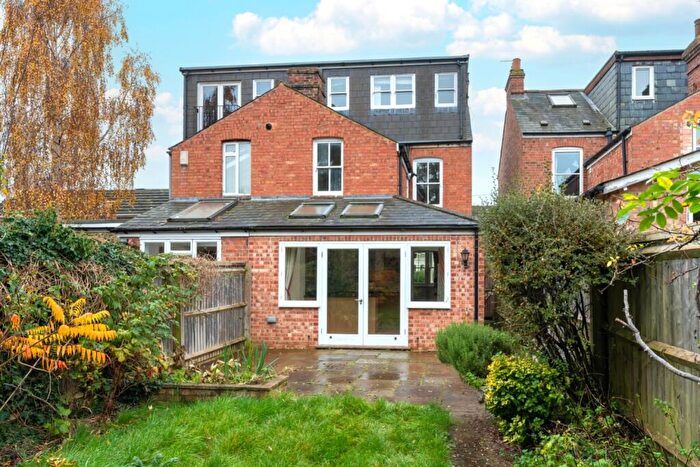 3 Bedroom Semi-Detached House To Rent In Harpes Road, Oxford, Oxfordshire, OX2