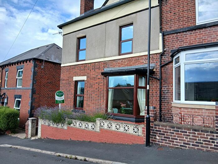 4 Bedroom Semi-Detached House For Sale In Woodbank Crescent Meersbrook Sheffield, S8