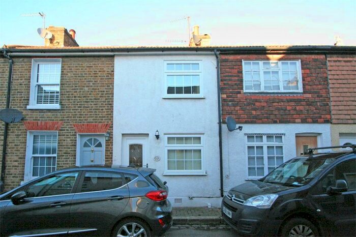 2 Bedroom Terraced House To Rent In Henry Street, Bromley, Kent, BR1