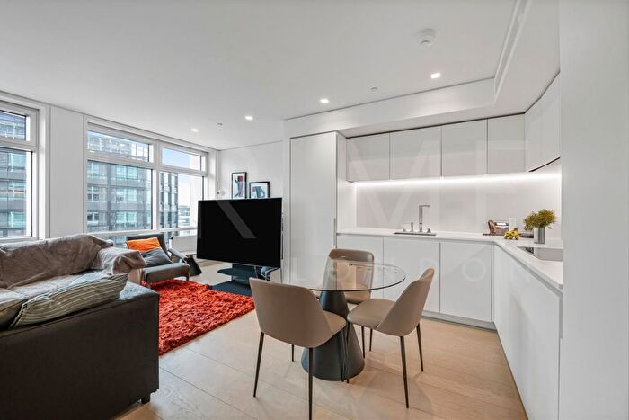1 Bedroom Flat To Rent In Centre Point Tower, New Oxford Street, London, WC1A