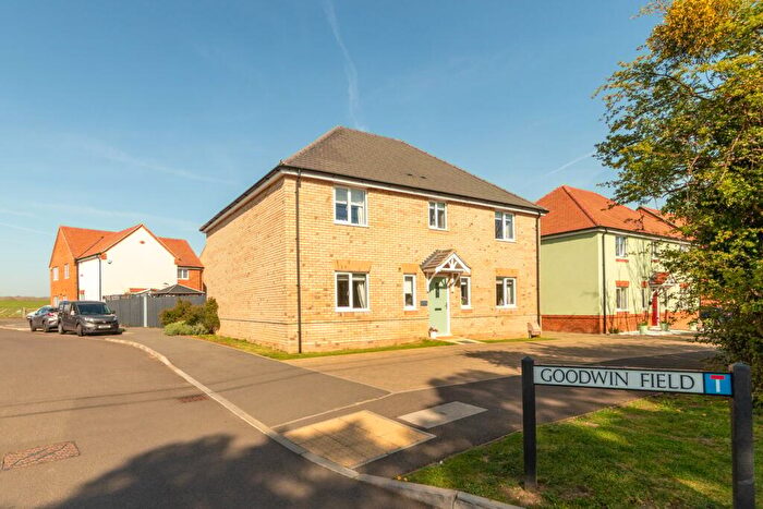 4 Bedroom Detached House For Sale In Goodwin Field, Northill, Biggleswade, SG18