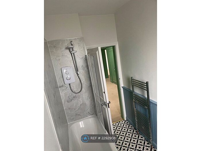 4 Bedroom Flat To Rent In Meggetland Terrace, Edinburgh, EH14