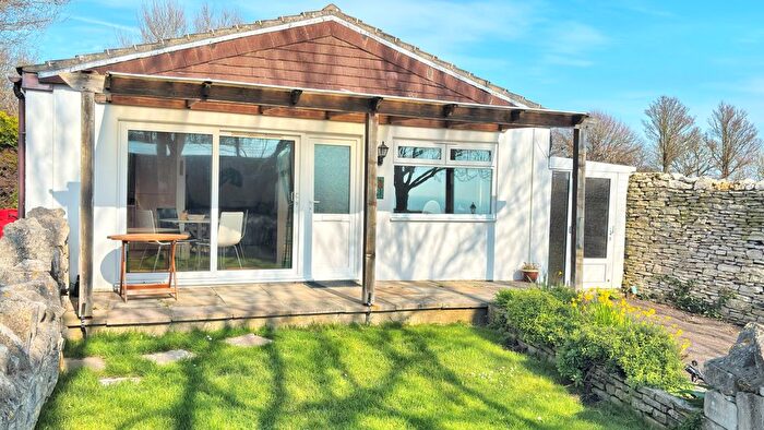 2 Bedroom Semi Detached Bungalow For Sale In Cove Park, Pennsylvania Road, Portland, DT5