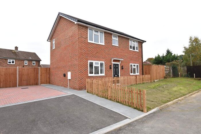 3 Bedroom Detached House For Sale In Westmorland Road, Maidstone, ME15