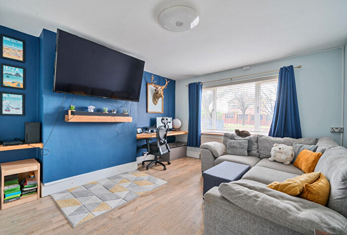 3 Bedroom Terraced House For Sale In Toddington Close, Yate, Bristol, Gloucestershire, BS37