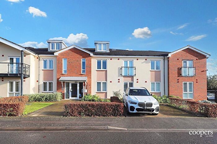 2 Bedroom Flat To Rent In Elliott Court, Ruislip, HA4