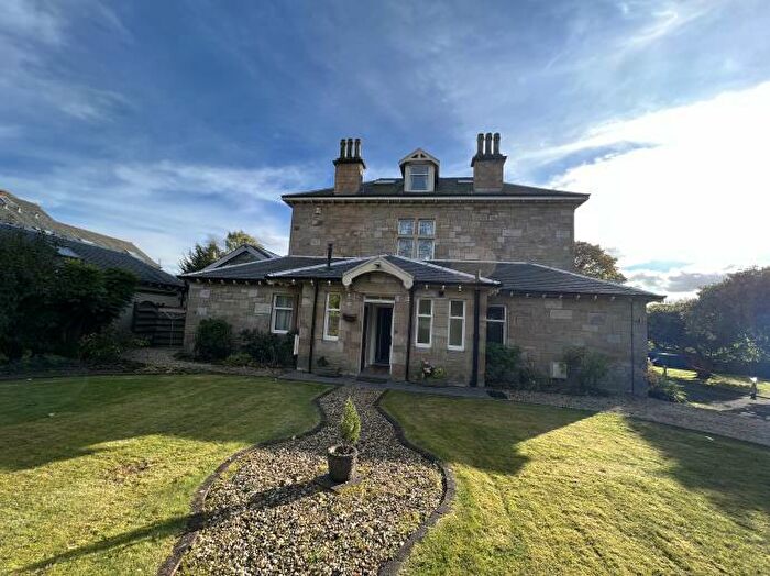 1 Bedroom Mews To Rent In B Roman Rd, Bearsden, G61