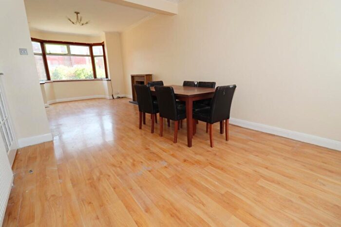 3 Bedroom End Of Terrace House For Sale In Torrington Drive, Harrow, HA2