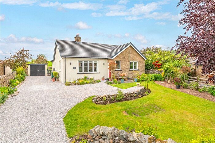 3 Bedroom Bungalow For Sale In Station Road, Clapham, Lancaster, North Yorkshire, LA2