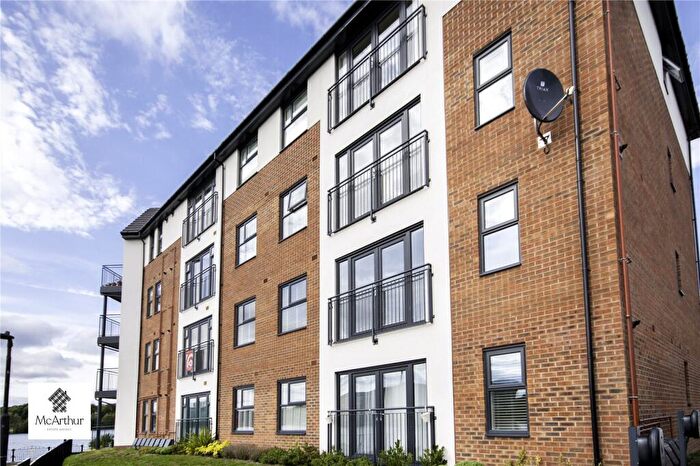 2 Bedroom Apartment For Sale In Pheasant House, Lakeside, Doncaster, South Yorkshire, DN4