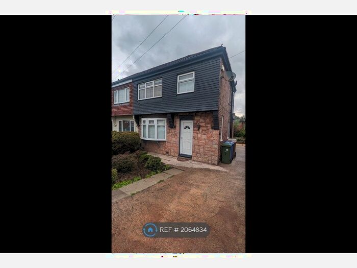 3 Bedroom Semi-Detached House To Rent In St. Kildas Avenue, Droylsden, Manchester, M43