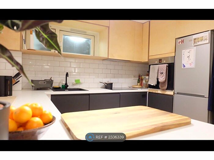1 Bedroom Flat To Rent In Pembury Place, London, E5