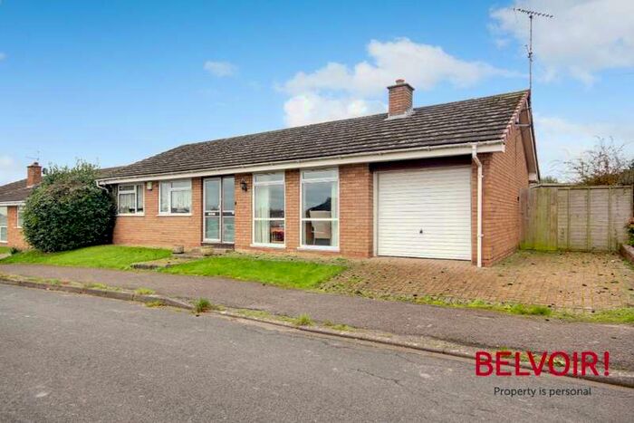 3 Bedroom Bungalow For Sale In Byfords Road Huntley, Gloucester, GL19