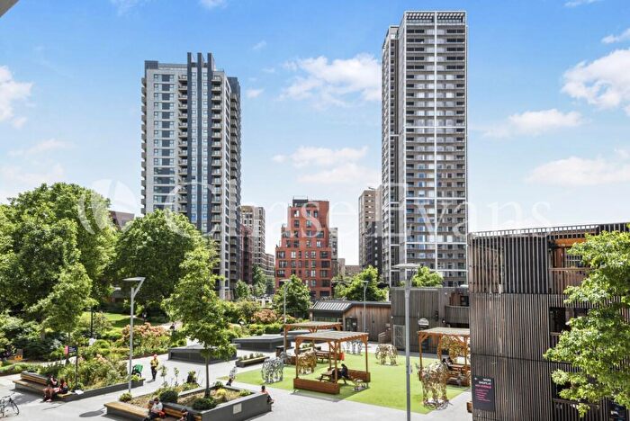 1 Bedroom Apartment To Rent In Hawksbury Heights, Park & Sayer, Elephant And Castle, SE17