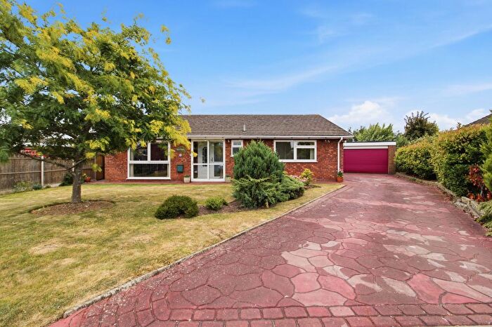3 Bedroom Detached House For Sale In Hillivew Gardens, Ryall, Upton Upon Severn, WR8
