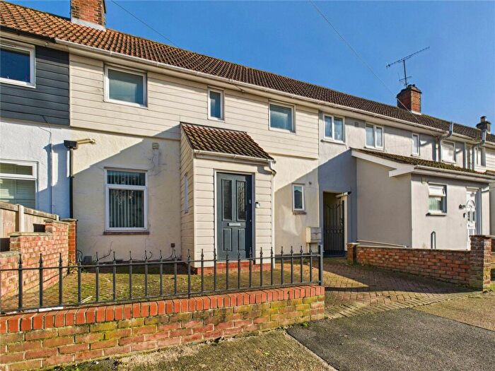 3 Bedroom Terraced House For Sale In Collingwood Road, Colchester, Essex, CO3