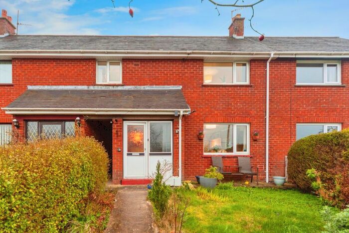 3 Bedroom Terraced House For Sale In Minera Hall Road, Wrexham, Clwyd, LL11