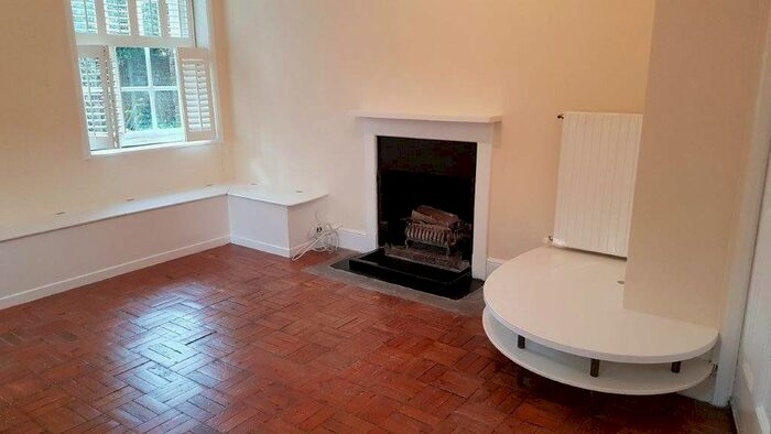 2 Bedroom Flat To Rent In Wymondham, NR18