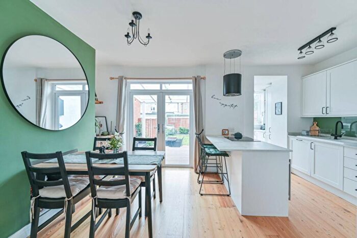 3 Bedroom Terraced House For Sale In St James Road, Mitcham, CR4