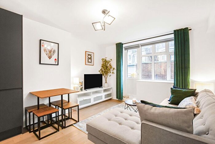 2 Bedroom Flat To Rent In Finn House, Bevenden Street, London, N1