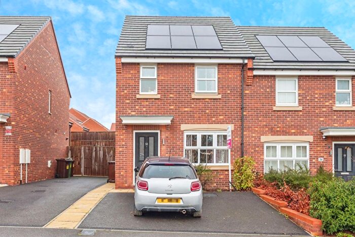 3 Bedroom Semi Detached House For Sale In Stanley Parkway, Stanley, Wakefield, WF3