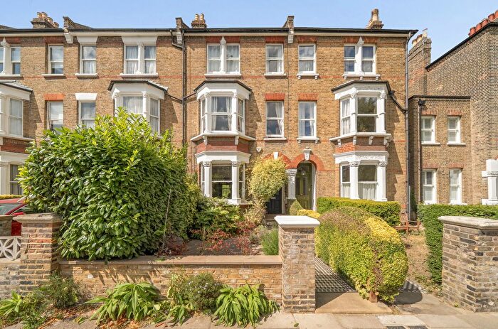 5 Bedroom Terraced House For Sale In St. Georges Avenue, Tufnell Park, N7
