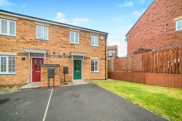 3 Bedroom Terraced House To Rent In Robinsons Drive, Blaydon-On-Tyne, Tyne And Wear, NE21