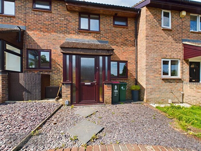 2 Bedroom Property To Rent In Box Close, Crawley, West Sussex., RH11
