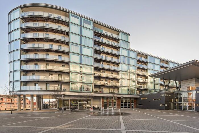 1 Bedroom Flat To Rent In Station Approach, Hayes, UB3