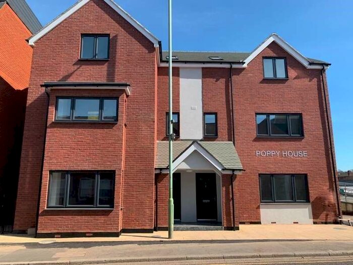 2 Bedroom Apartment To Rent In Paynes Park, Hitchin, Herts, SG5