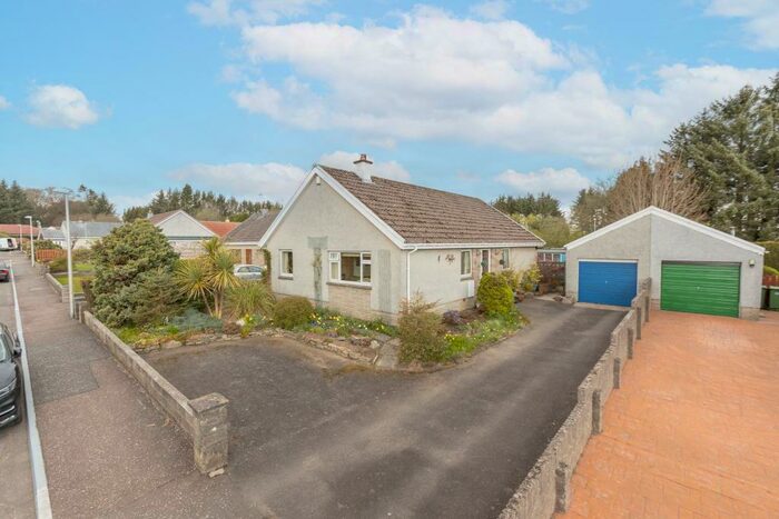 3 Bedroom Detached Bungalow For Sale In Broomwell Gardens, Monikie, DD5