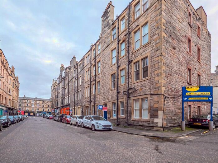 1 Bedroom Flat To Rent In Lochrin Place, Edinburgh, EH3