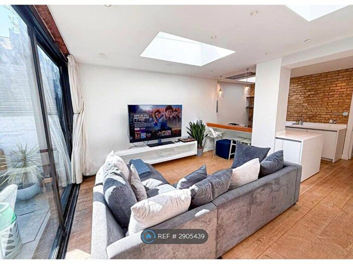 2 Bedroom Terraced House To Rent In Melrose Gardens, London, W6