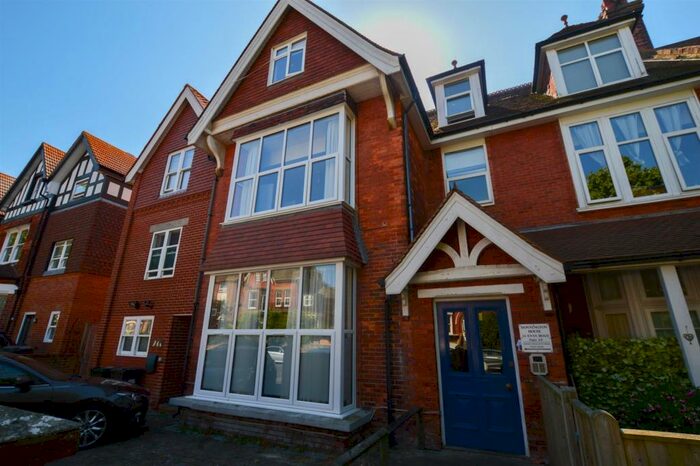 Studio To Rent In Enys Road, Eastbourne, BN21