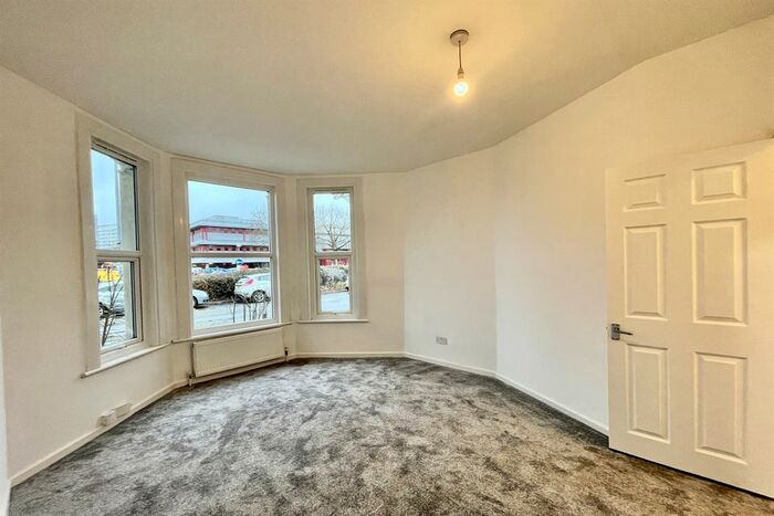 2 Bedroom Flat To Rent In Milton Street, Southend-On-Sea, SS2