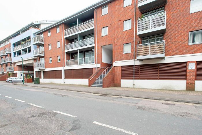 1 Bedroom Flat To Rent In Kingfisher Meadow, Maidstone, ME16